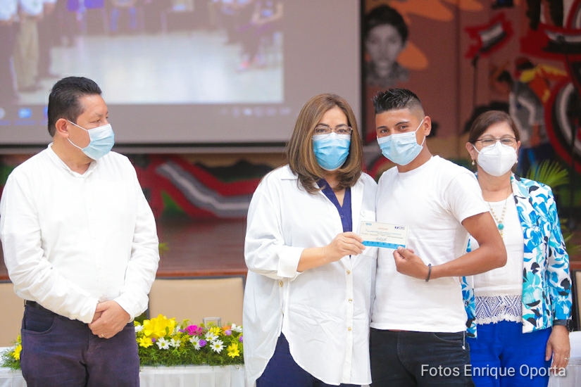 BECAS